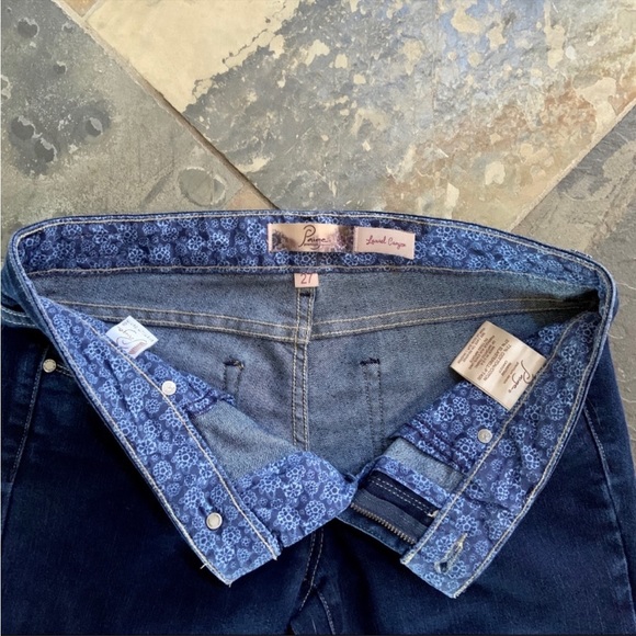 PAIGE•Size 27•Laurel Canyon Bootcut Jeans•Dark Rinse Wash•Very Gently Worn🌼 - Picture 5 of 12